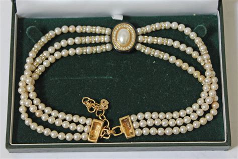 pearl necklace christian dior|vintage Dior necklace.